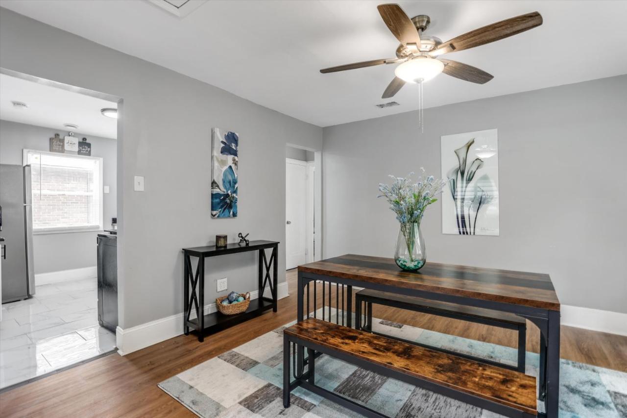 Modern & Cozy East Side Gem ~ Queen Beds ~ Parking Detroit Exterior photo