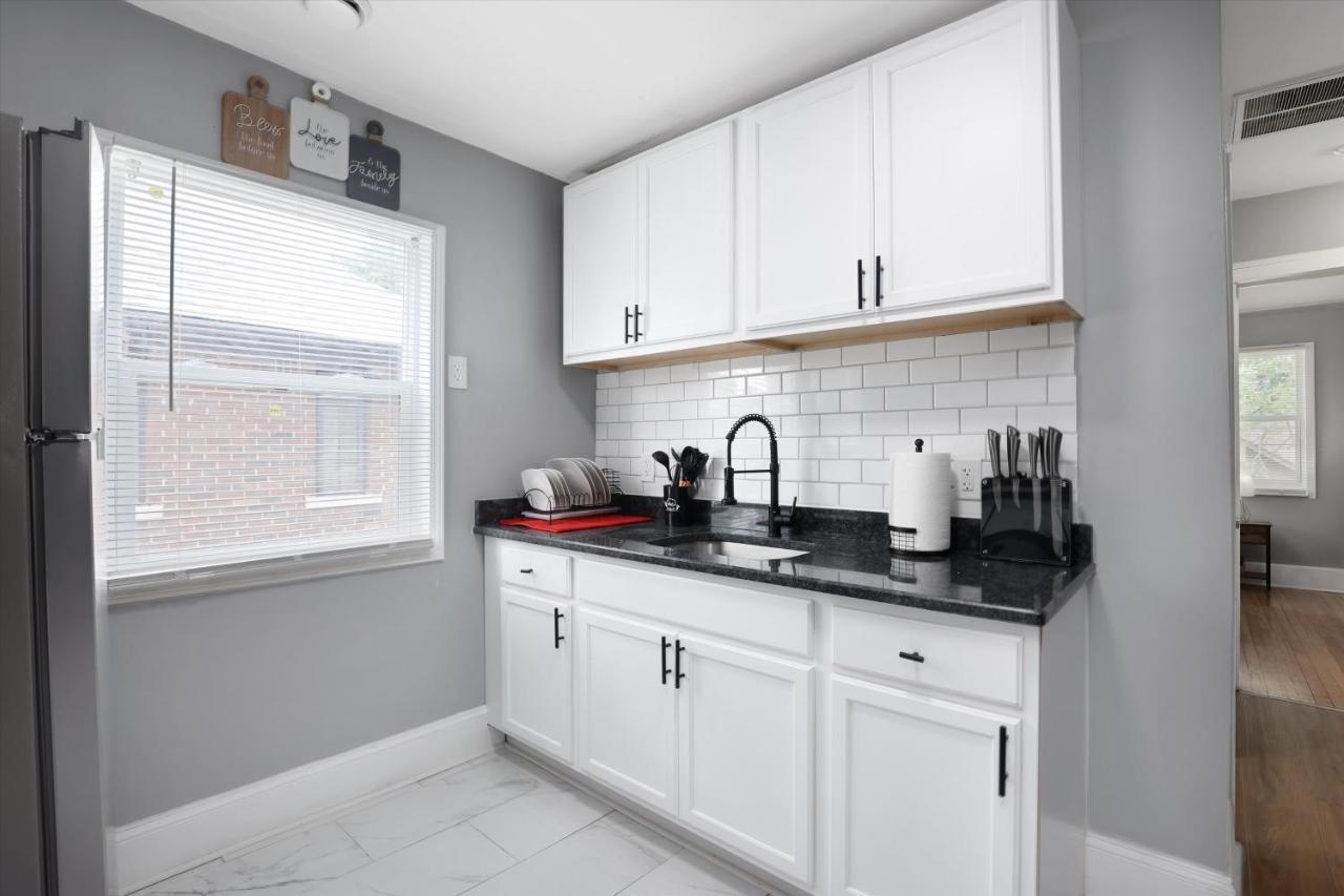 Modern & Cozy East Side Gem ~ Queen Beds ~ Parking Detroit Exterior photo